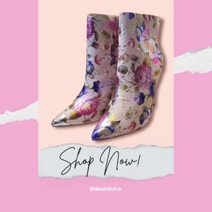 🎉⭐HOST PICK⭐🎉 Beautiful Blush Flower Boots